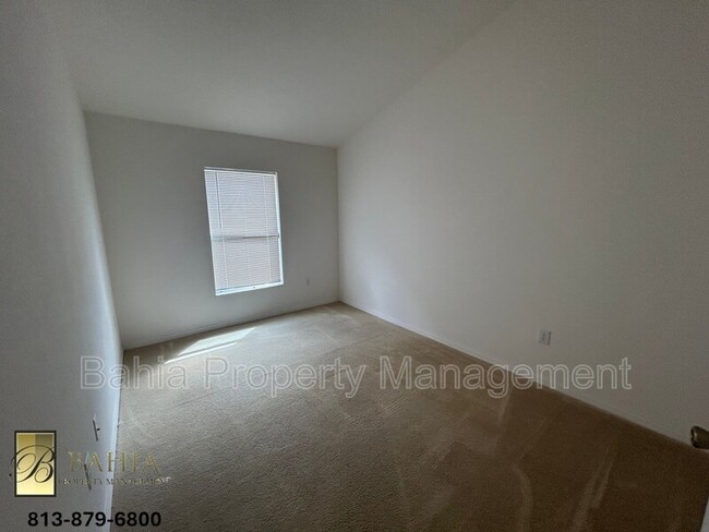 Building Photo - 6850 Pine Springs Dr