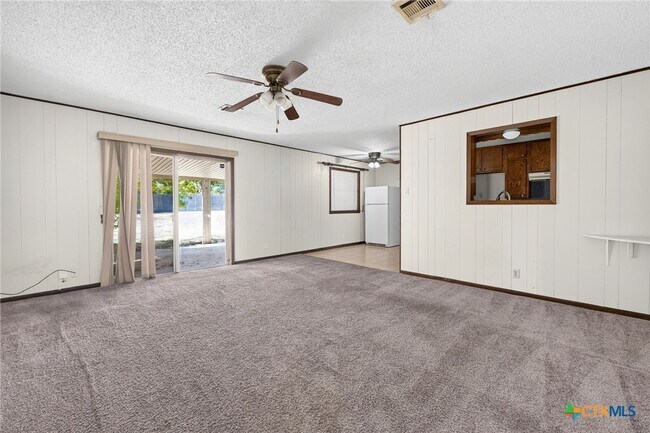 Building Photo - 506 Arapaho Dr