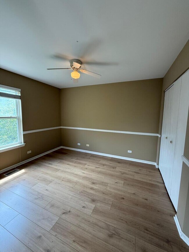 Building Photo - 2376 Sunrise Ct
