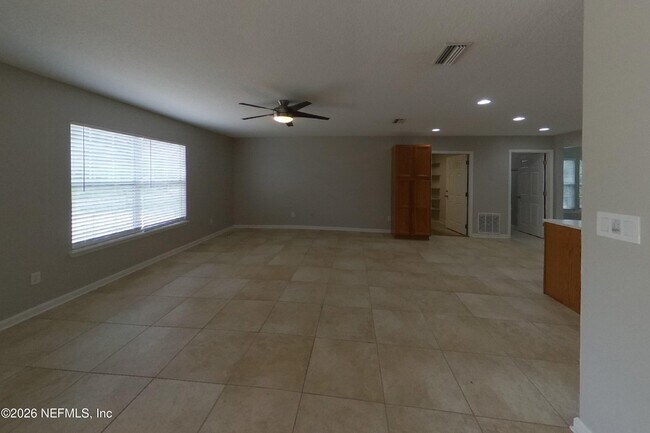 Building Photo - 231 Aquarius Concourse
