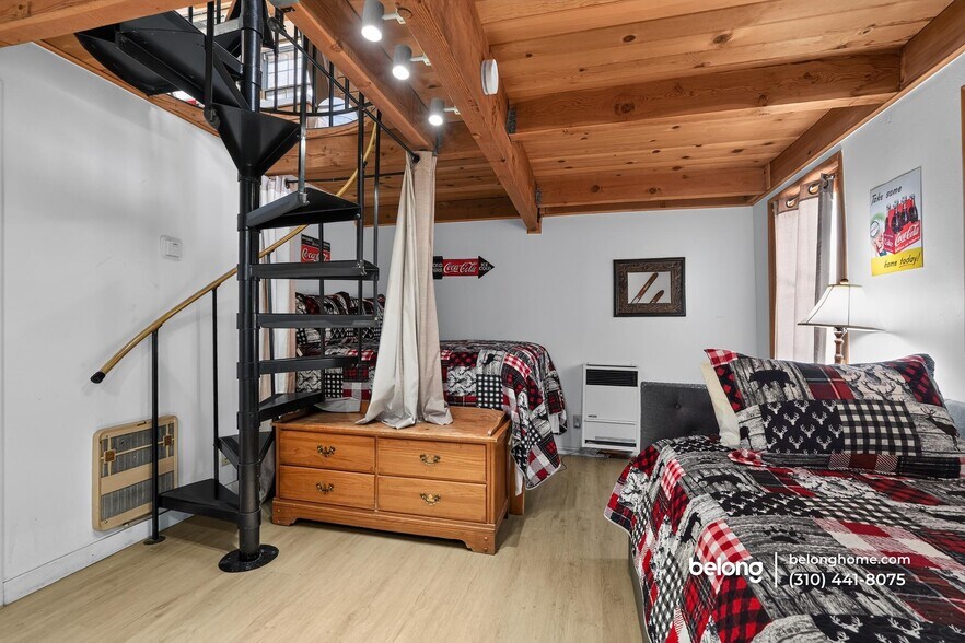 Building Photo - 1295 Balsam Dr
