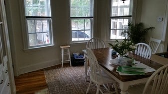 Building Photo - 43 Evergreen Ave