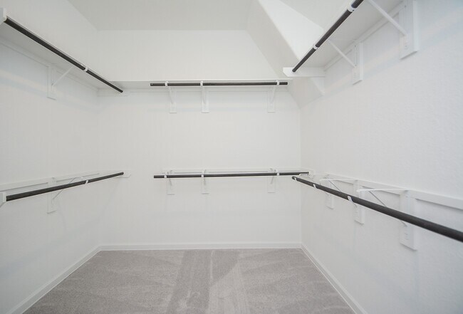 Building Photo - 571 Dry Fork Ln