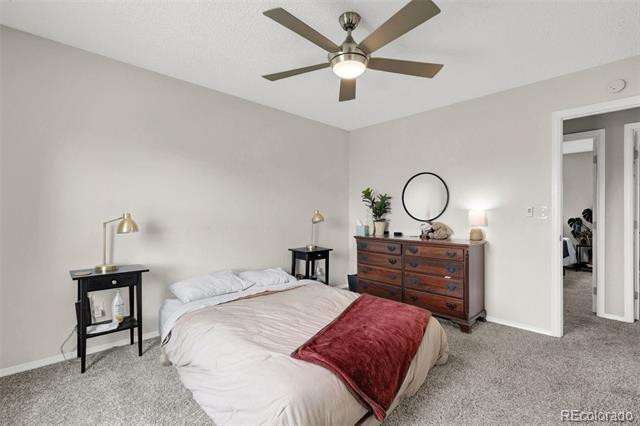 Building Photo - 3240 Post Oak Dr