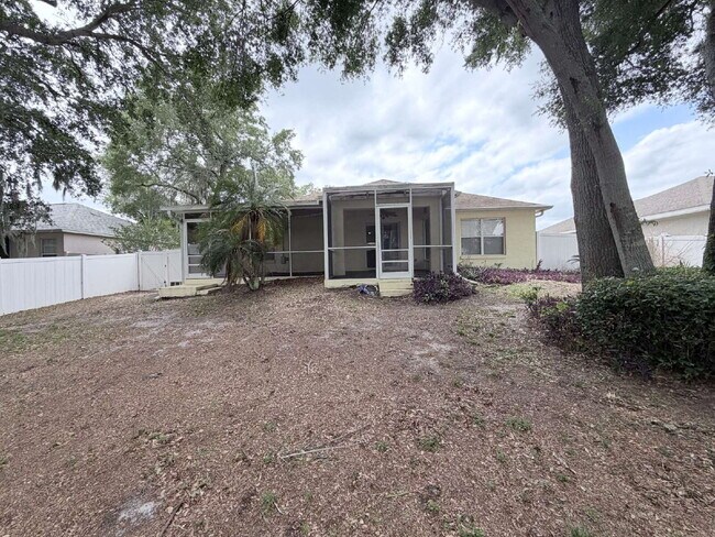 Building Photo - Charming 3BR/2BA Rental in Hillside Heights – South Lakeland