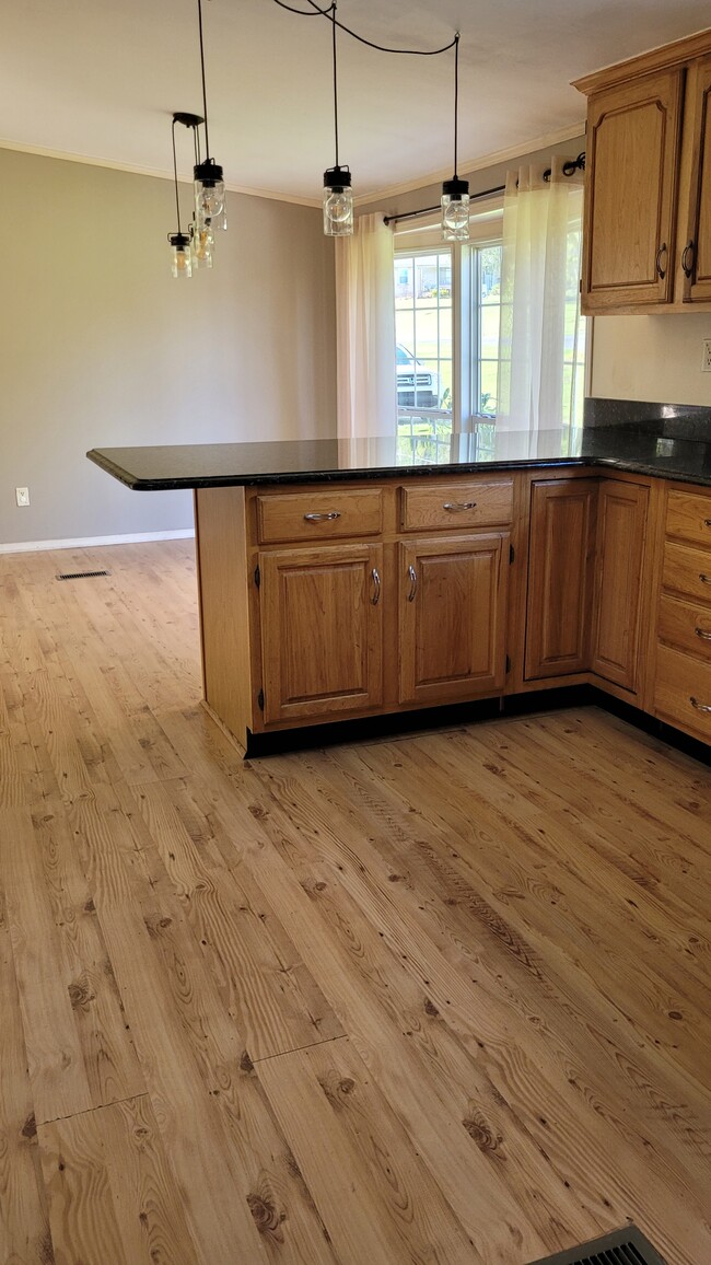 Building Photo - 20 Mill Rd