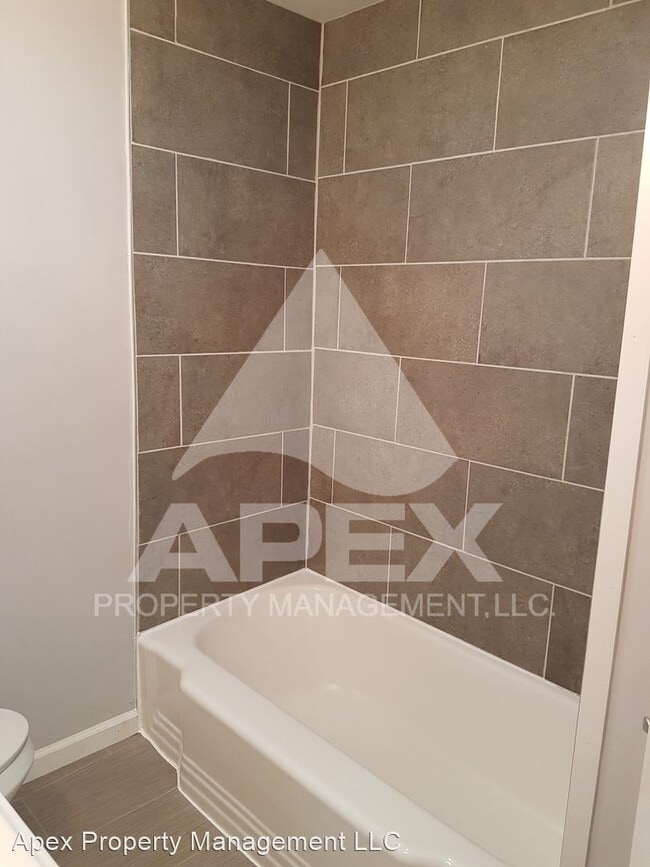 Building Photo - 2 br, 2 bath House - 342 Chickamauga Ave