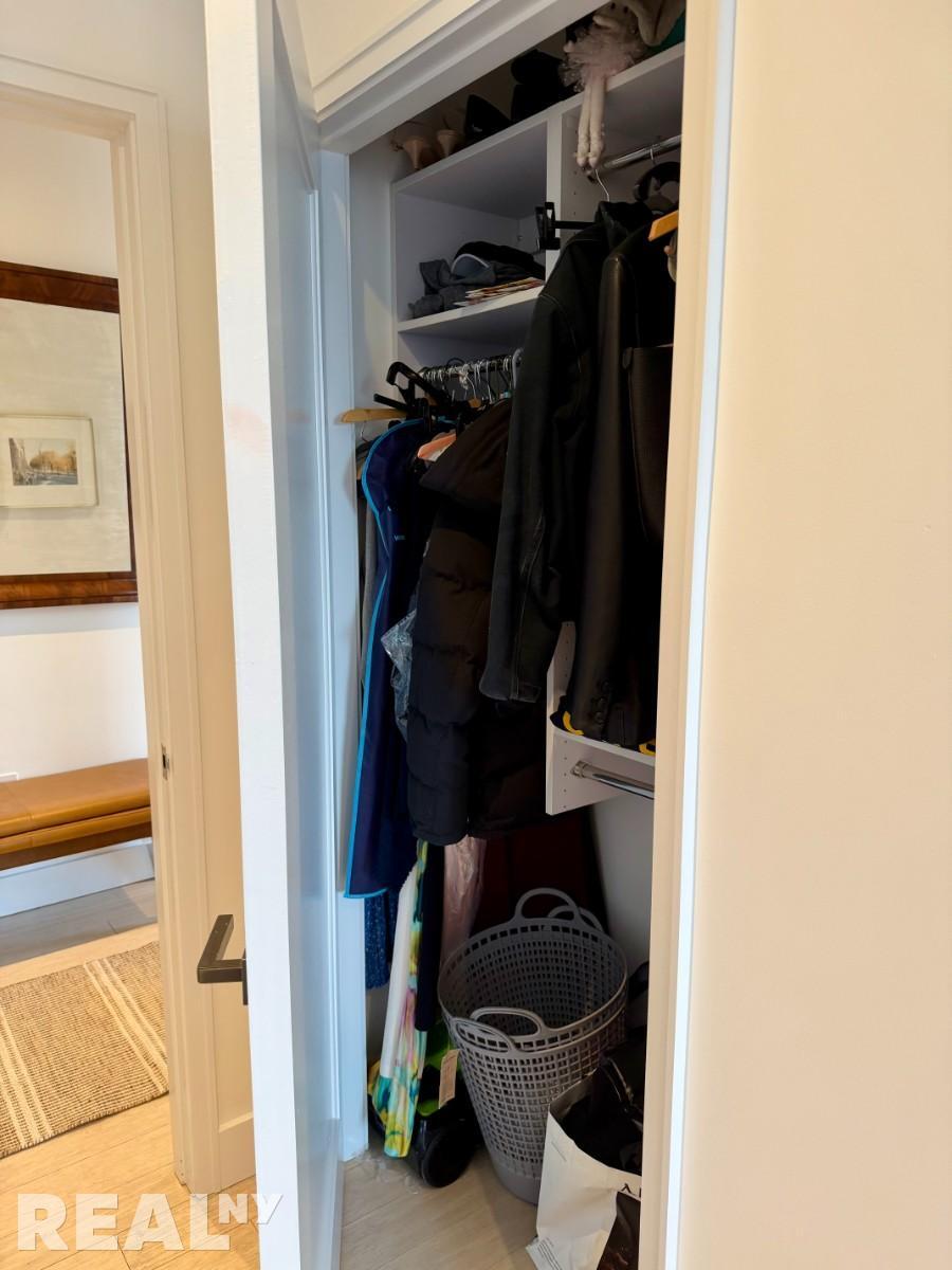 Building Photo - 30 Morningside Dr