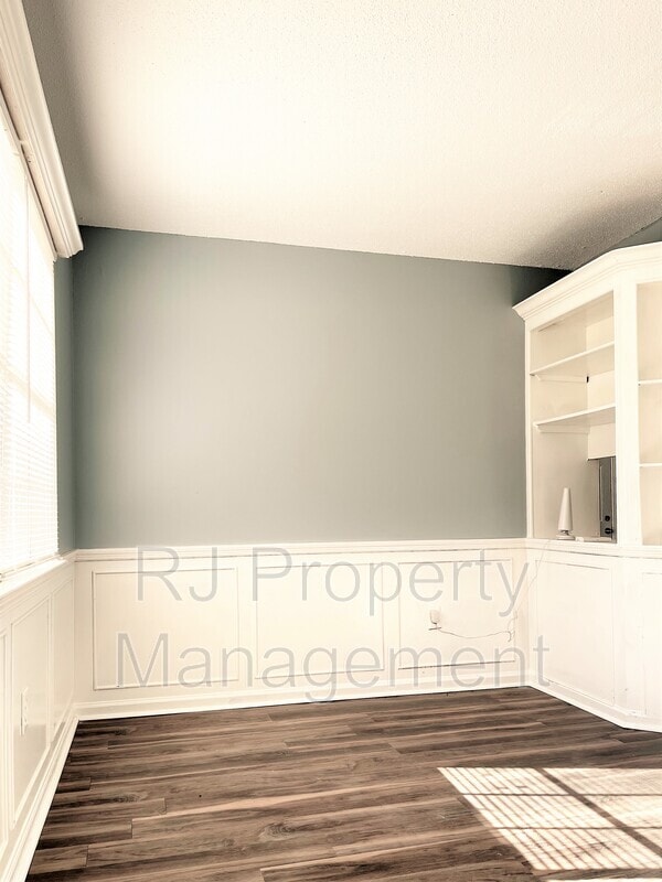 Building Photo - 3716 Bluff Wood Dr