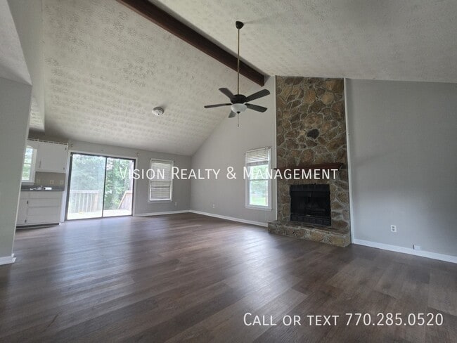 Building Photo - 985 S Lassetter Cir
