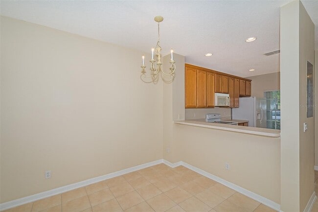 Building Photo - 3580 Wilshire Way Rd