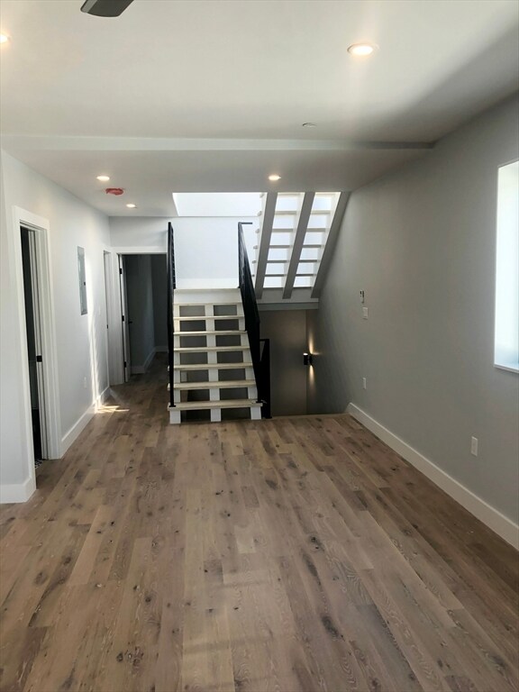 Building Photo - 278 Sumner St