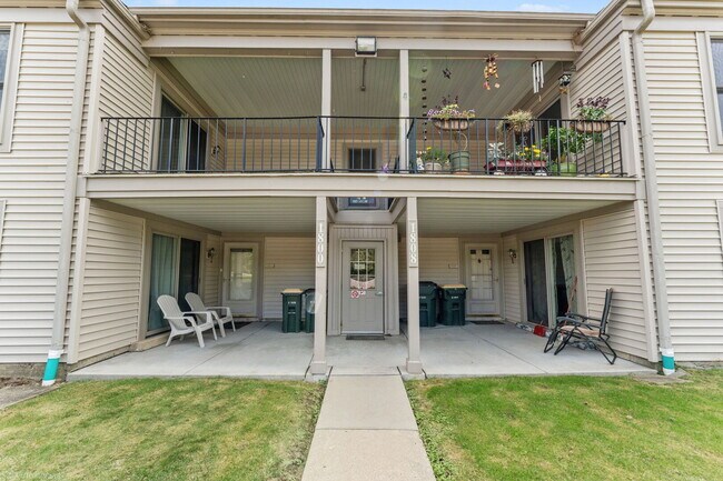 Primary Photo - 1808 Fayette Walk