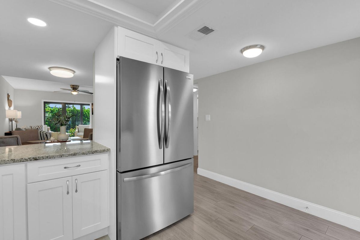Building Photo - 16380 Dublin Cir
