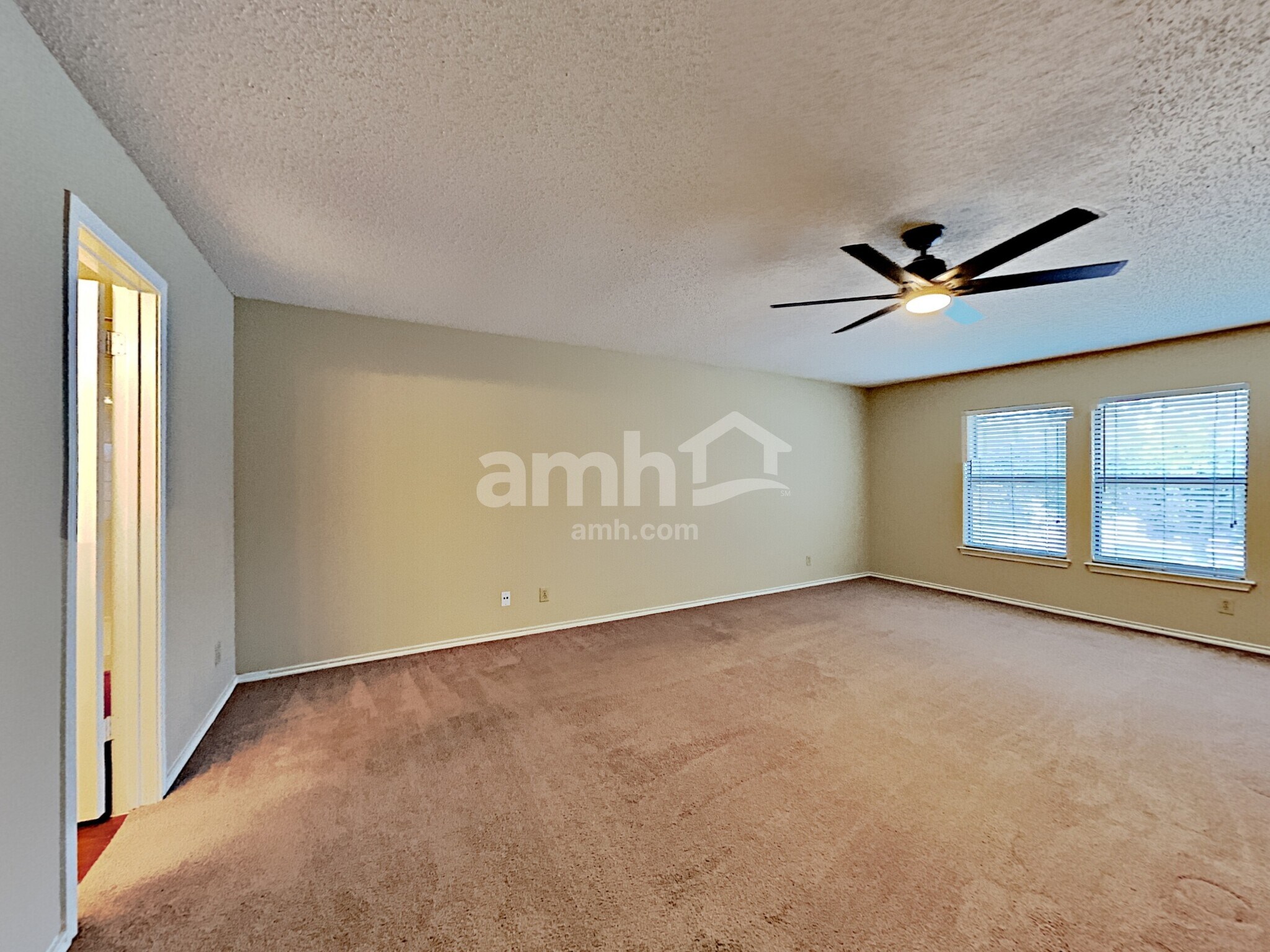 Building Photo - 18027 Redriver Song