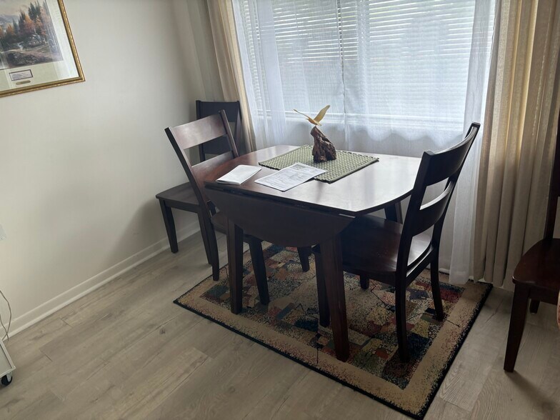 Building Photo - 8454 111th St