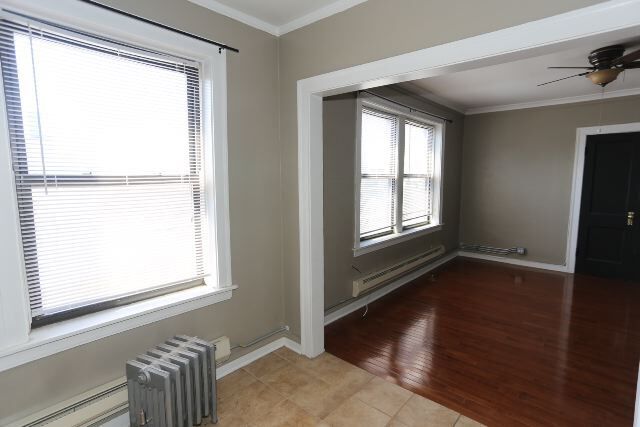 Building Photo - 4551 N Damen Ave