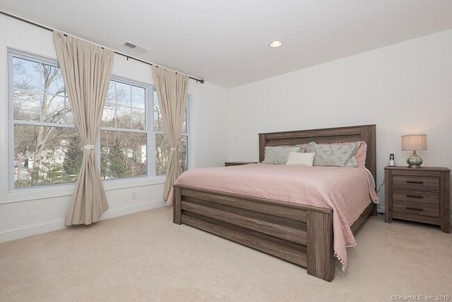 Building Photo - 312 Copper Square Dr