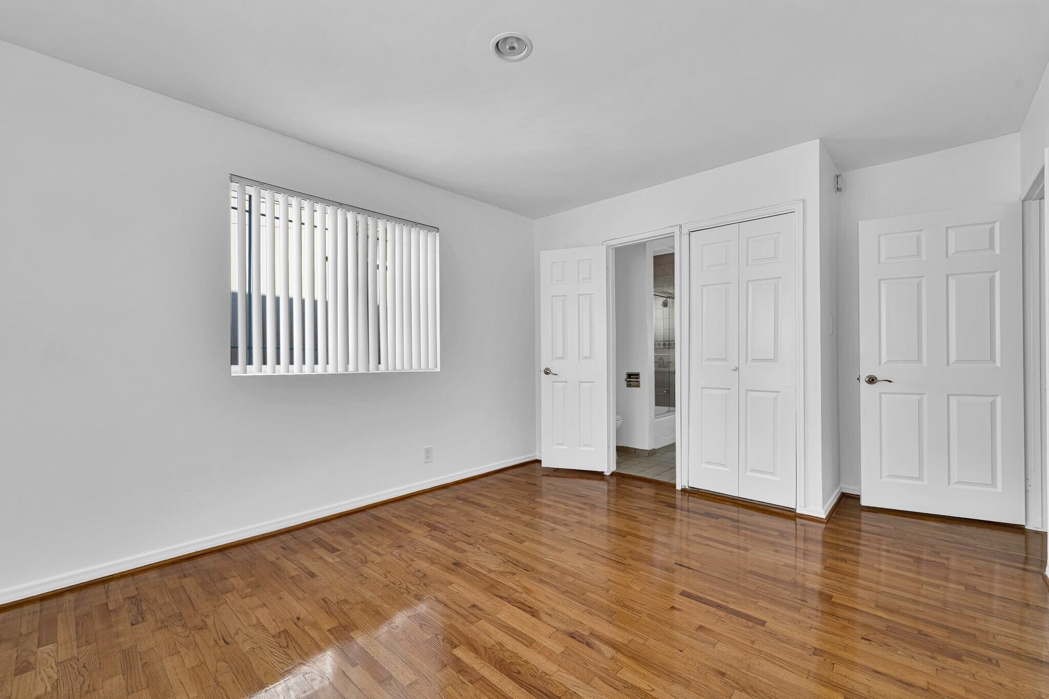 Building Photo - 1025 Idaho Ave