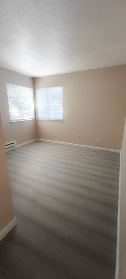 Building Photo - Bay Point, Excellent Location with 2 Bed 2...