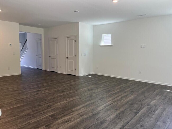 Building Photo - 198 Blue Butterfly Dr