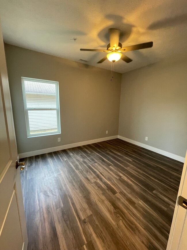 Building Photo - 2026 Scott Street