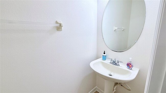 Building Photo - 10424 Kiplinger Ln