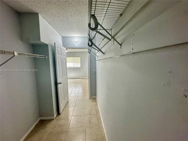 Building Photo - 3630 N 56th Ave