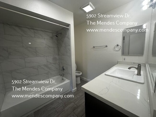 Building Photo - 5902 Streamview Dr