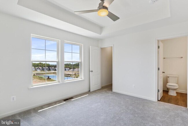 Building Photo - 88 Mossdale Blvd