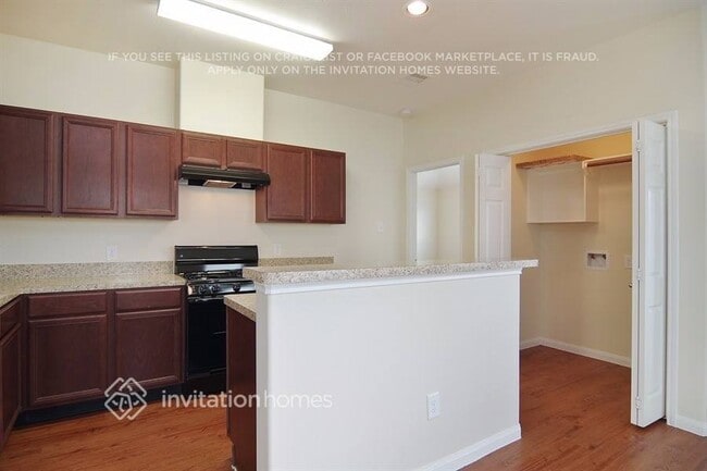 Building Photo - 18743 N Lyford Dr