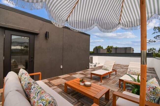 Building Photo - New Construction Townhome For Lease
