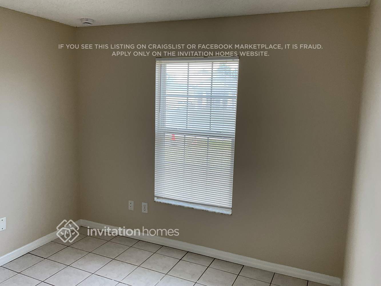 Building Photo - 1582 Wyoming Dr SE