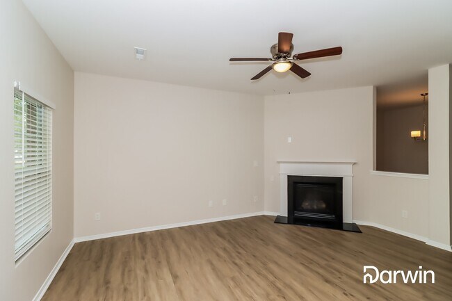 Building Photo - 8954 Chalkstone Rd