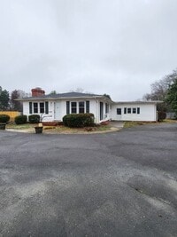 Building Photo - 2017 Filbert Hwy