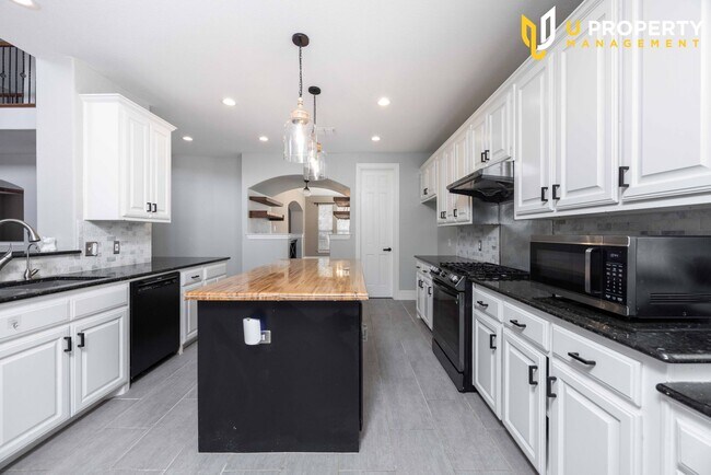 Building Photo - Beautifully updated home in the heart of Frisco!