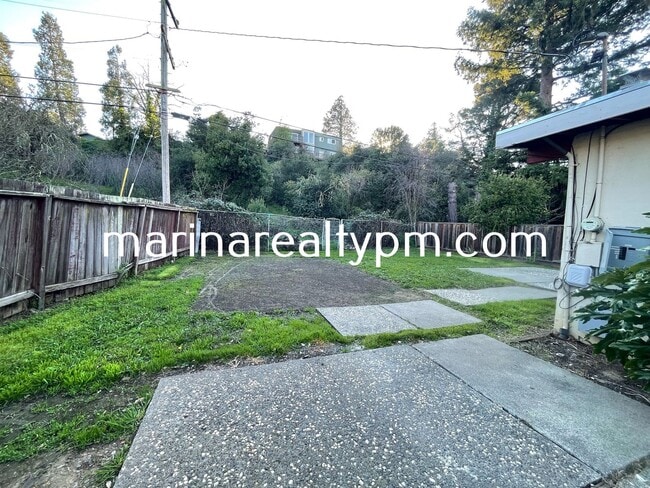 Building Photo - Vallejo 3BR/1BA Single-Family Home with Garage & Large Backyard