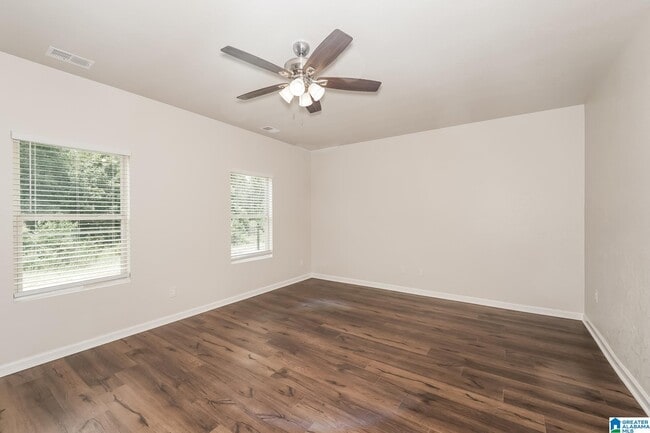 Building Photo - 880 Clover Cir