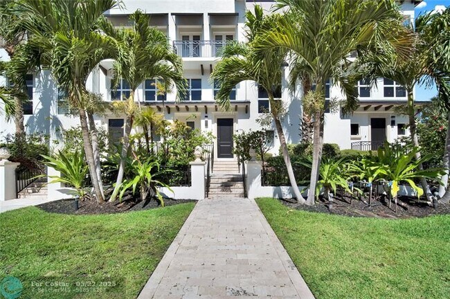 Primary Photo - 425 N Ocean Blvd