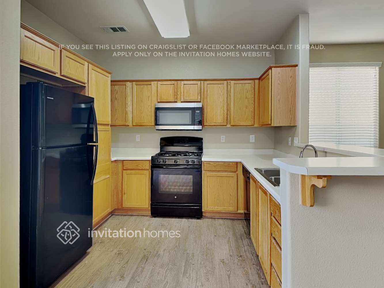 Building Photo - 8840 Crooked Shell Ave