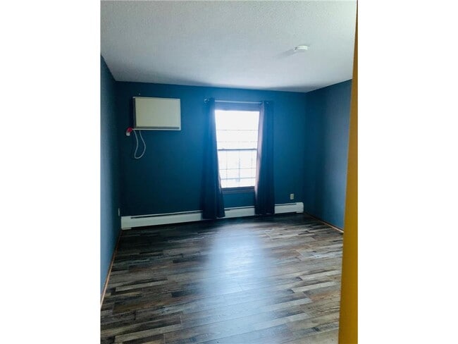 Building Photo - 932 Westbrooke Way