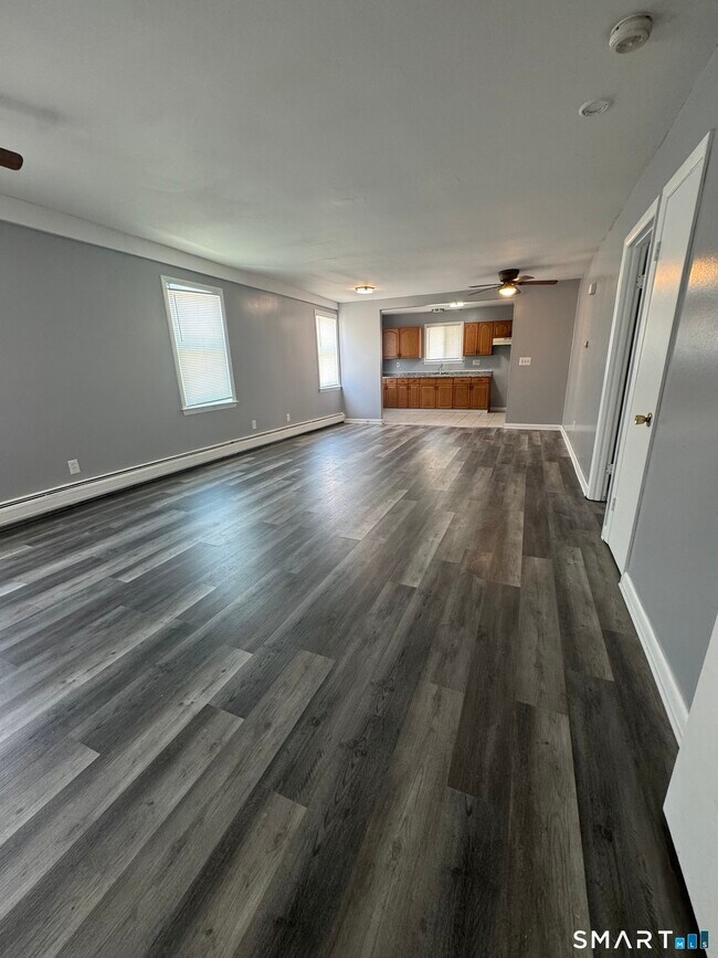 Building Photo - 32 Platt St