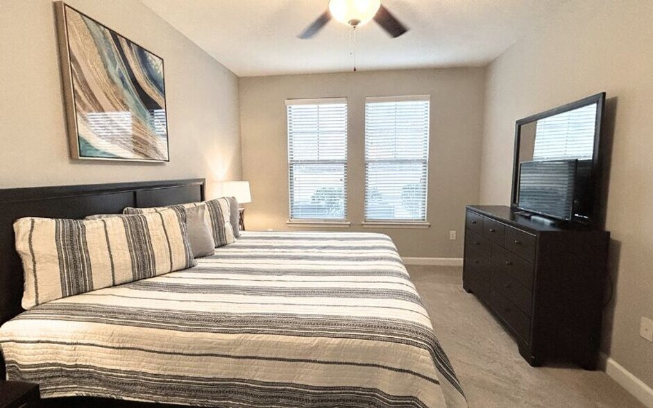 Building Photo - 11134 Medlock Bridge Rd