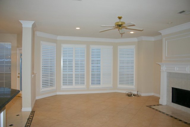 Building Photo - 2707 Creek Crossing Dr