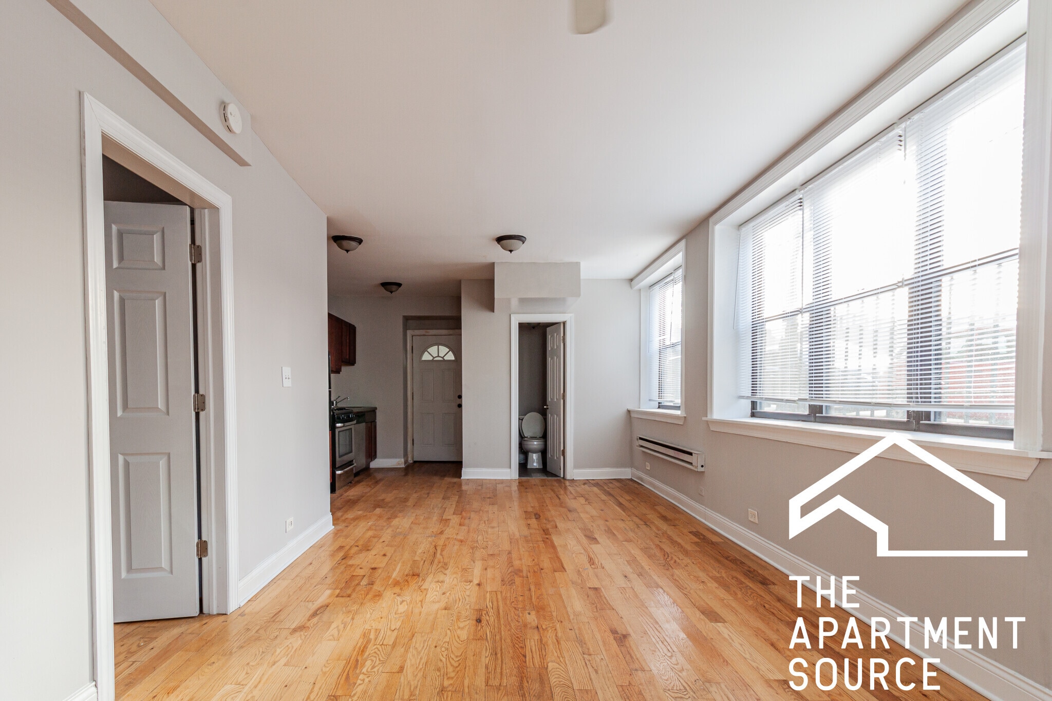 Building Photo - 3820 N Sheffield Ave