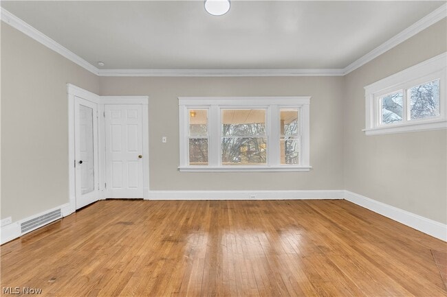 Building Photo - 1041 E 169th St