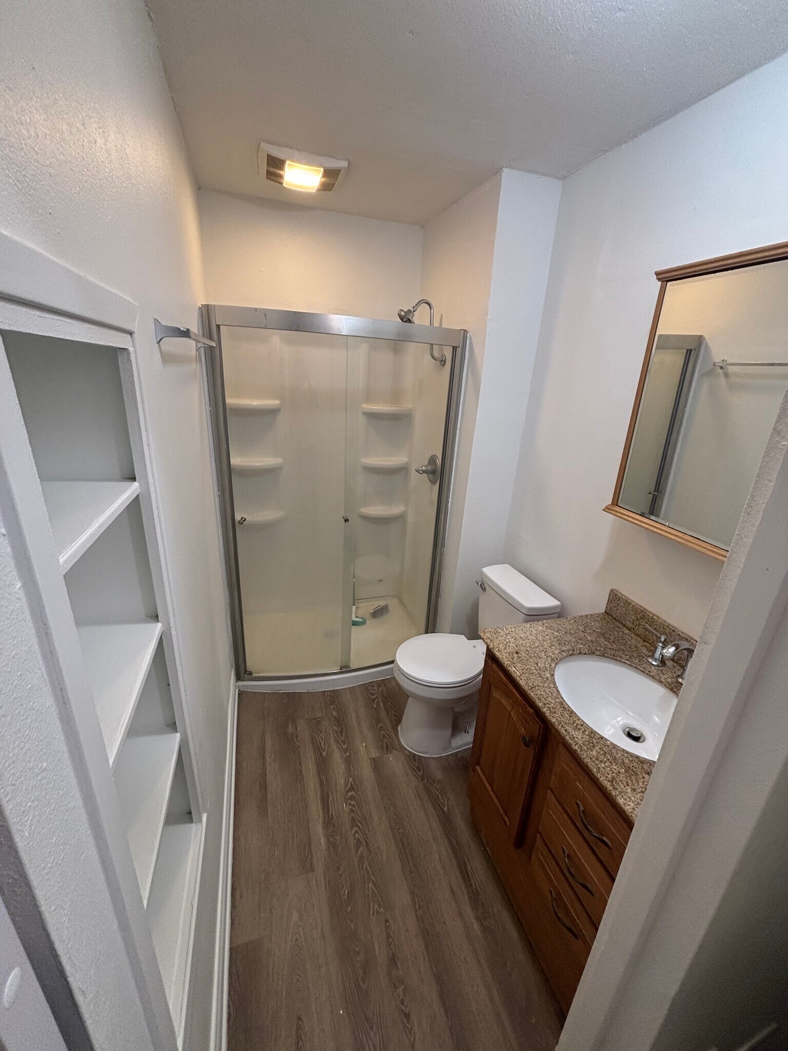 Building Photo - 2218 Saunders St