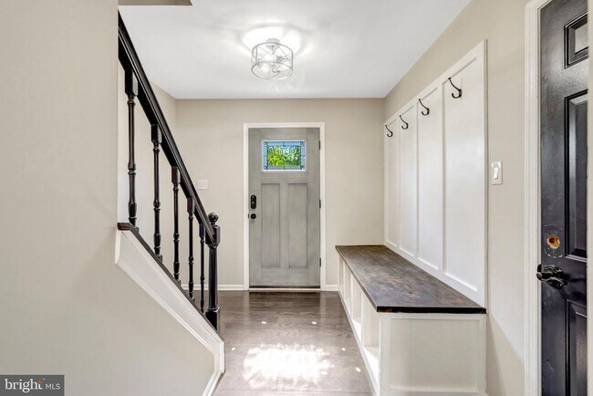 Building Photo - 8478 Battle Ct