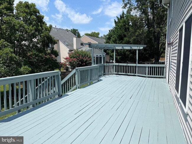 Building Photo - 6824 Silassie Ct