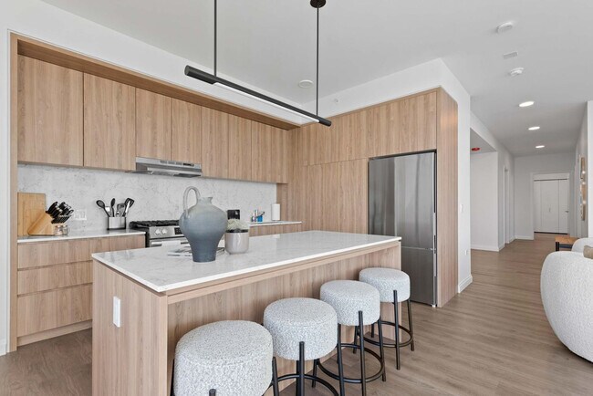 Building Photo - 1000 S Michigan Ave